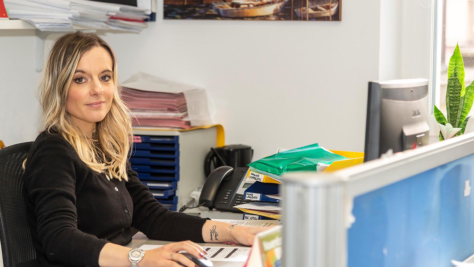 A girl from the qualified staff of the chartered accountants in Bolzano